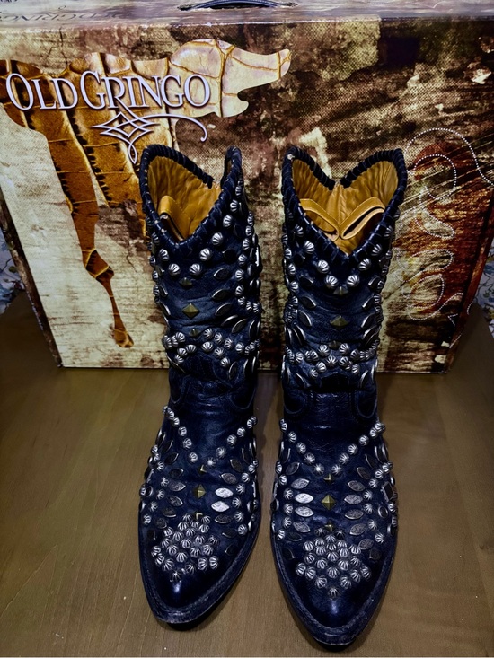 Old Gringo Shoes - Old Gringo “Tino Tino” Black Studded Western  Boots